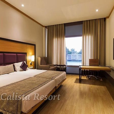 Calista Resort Delhi  Exterior photo