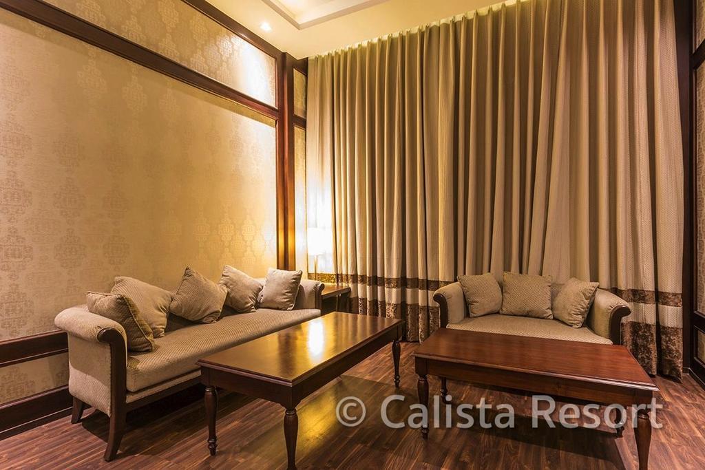 Calista Resort Delhi  Exterior photo