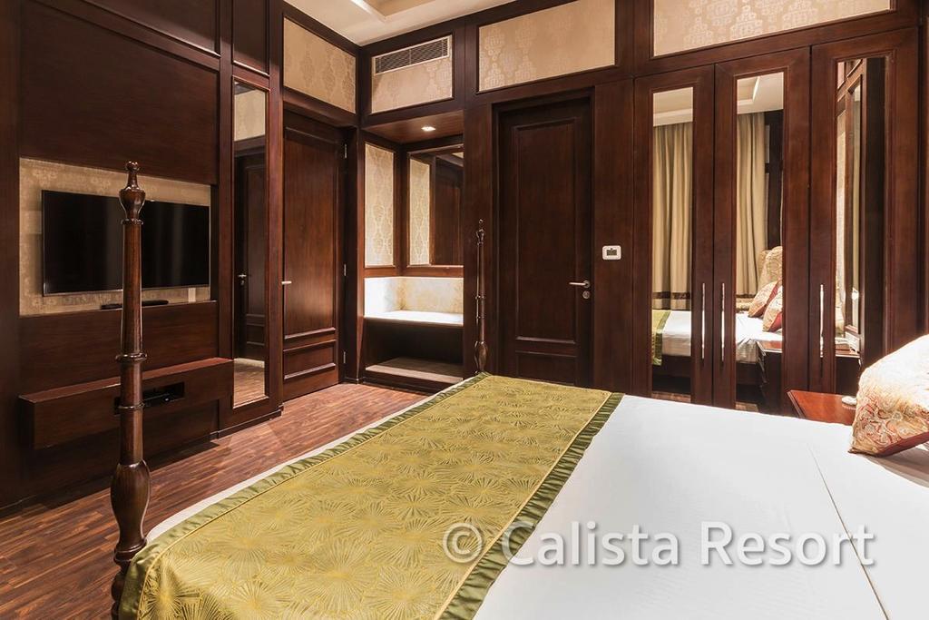 Calista Resort Delhi  Exterior photo