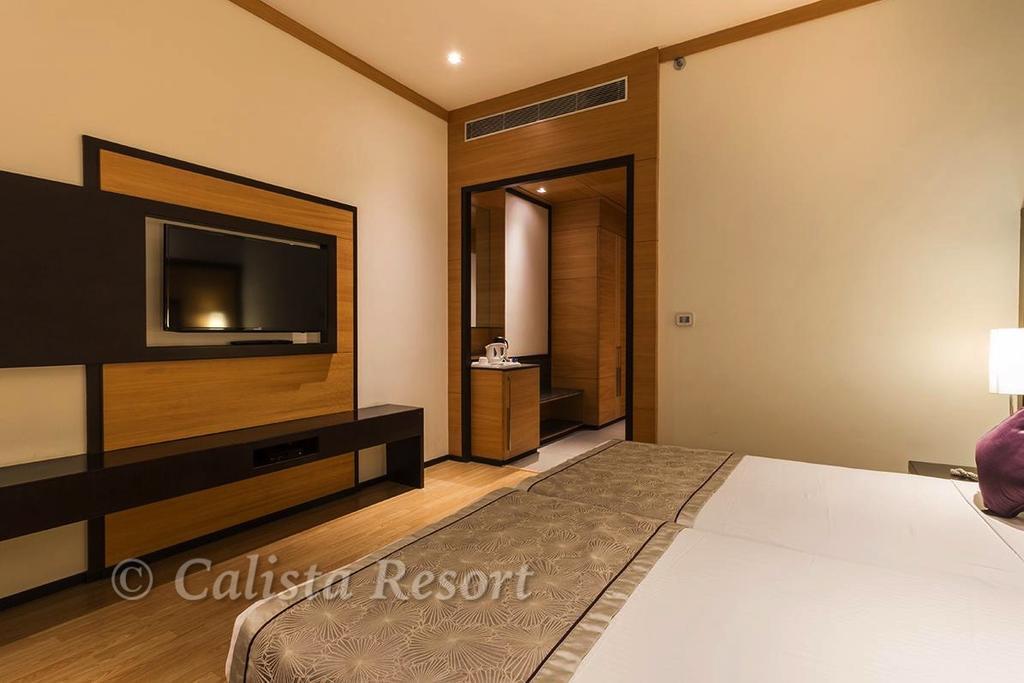 Calista Resort Delhi  Exterior photo