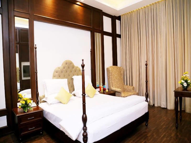 Calista Resort Delhi  Exterior photo